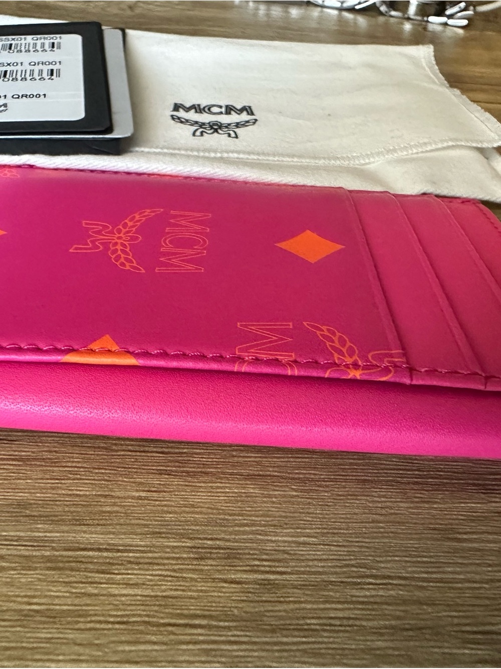 MCM Visetos card wallet - Picture 11 of 13